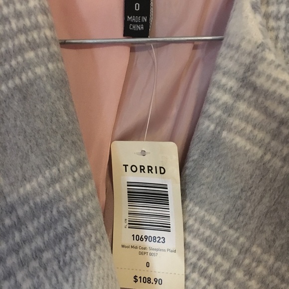 Torrid Gray Plaid Wool Midi Coat, NWT - Picture 2 of 5